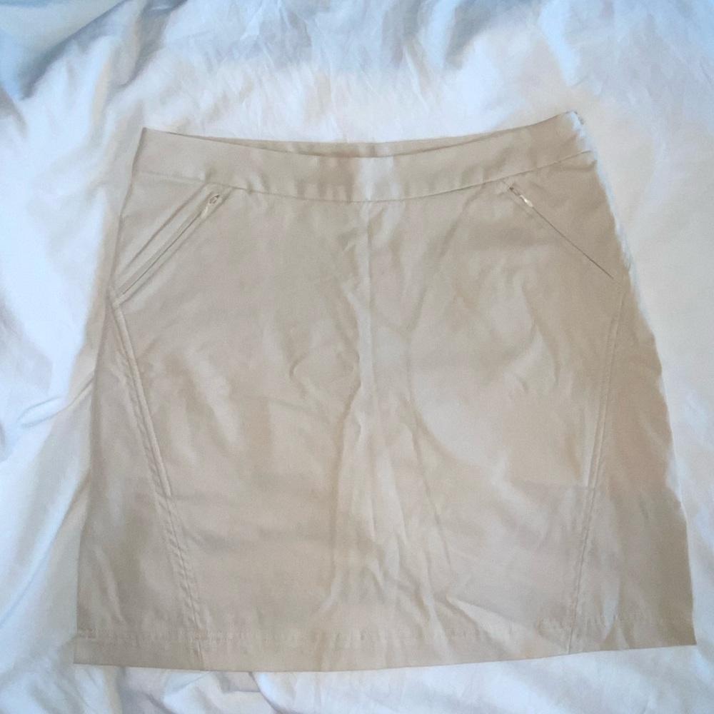 LIKE NEW CALLAWAY GOLF SKIRT